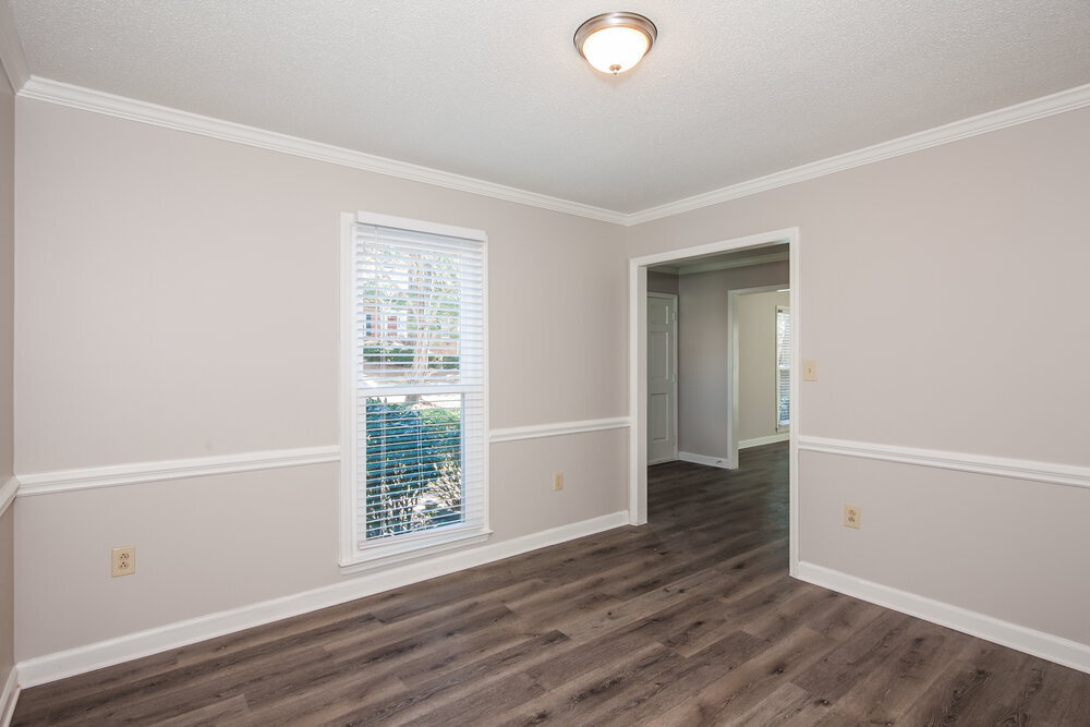 Building Photo - 9313 Fairmead Dr