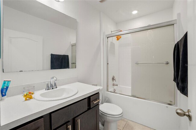 Building Photo - 817 Boca Vista Ct
