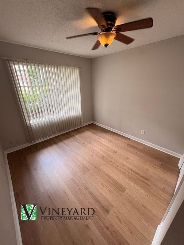 Building Photo - 6085 Sand Wedge Cir