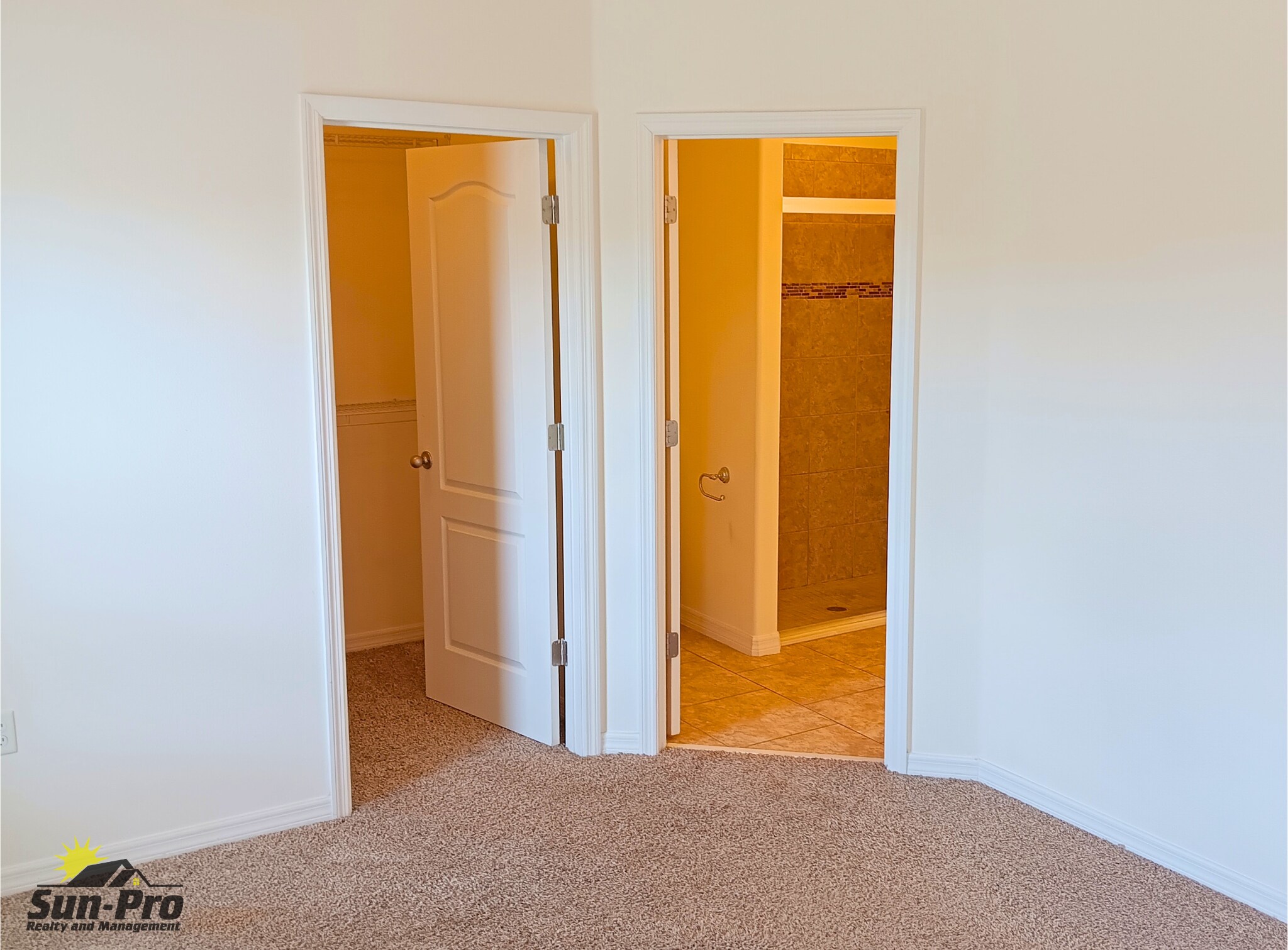 Building Photo - 5346 Peach Blossom Blvd