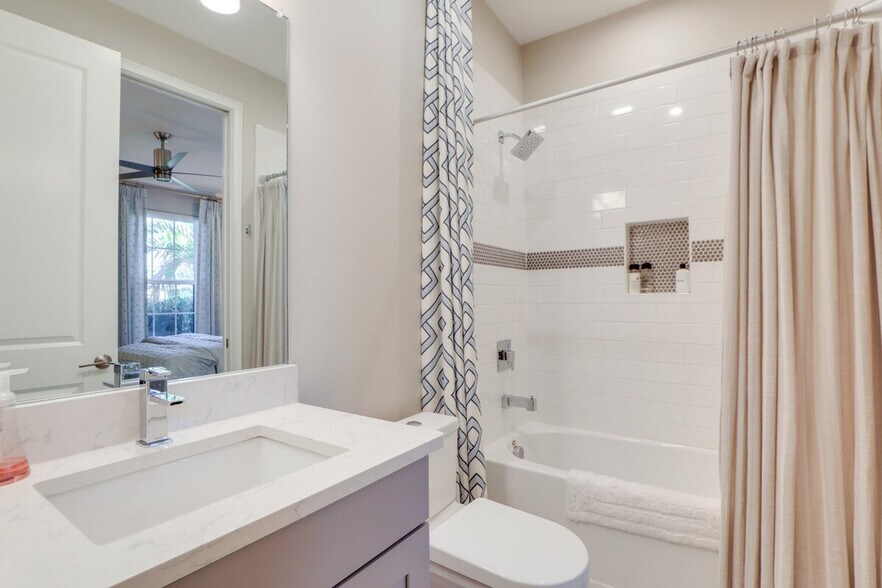 Building Photo - 15677 Sacile LN