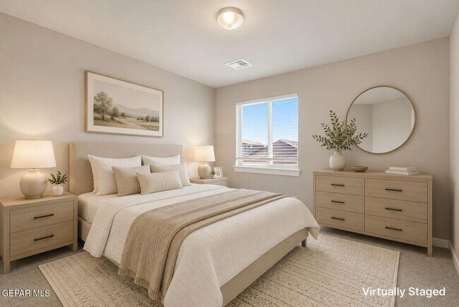 Building Photo - 14724 Tierra Fortaleza Ave