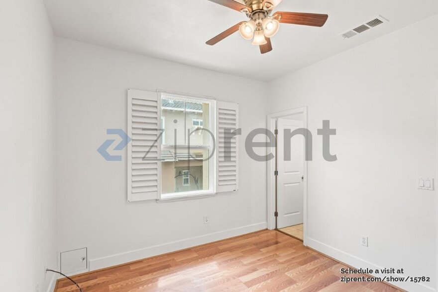 Building Photo - 4 Muller Pl