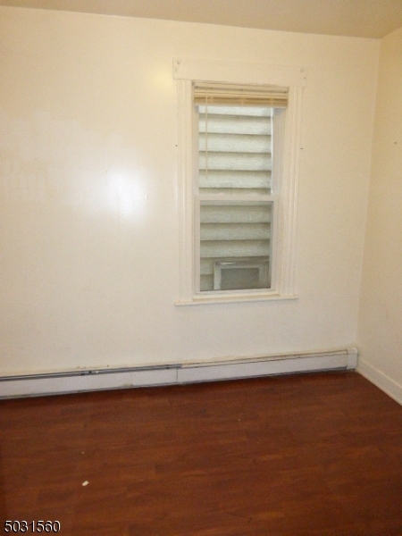 Building Photo - 204 DeMott Ave