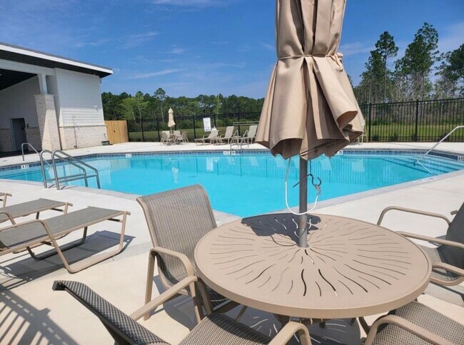 Building Photo - 59 Piper Cv