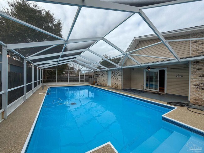 Building Photo - 3915 Potosi Rd