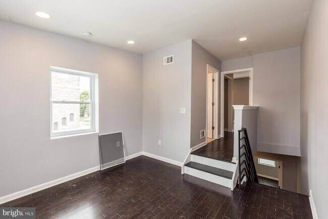 Building Photo - 1626 N 25th St
