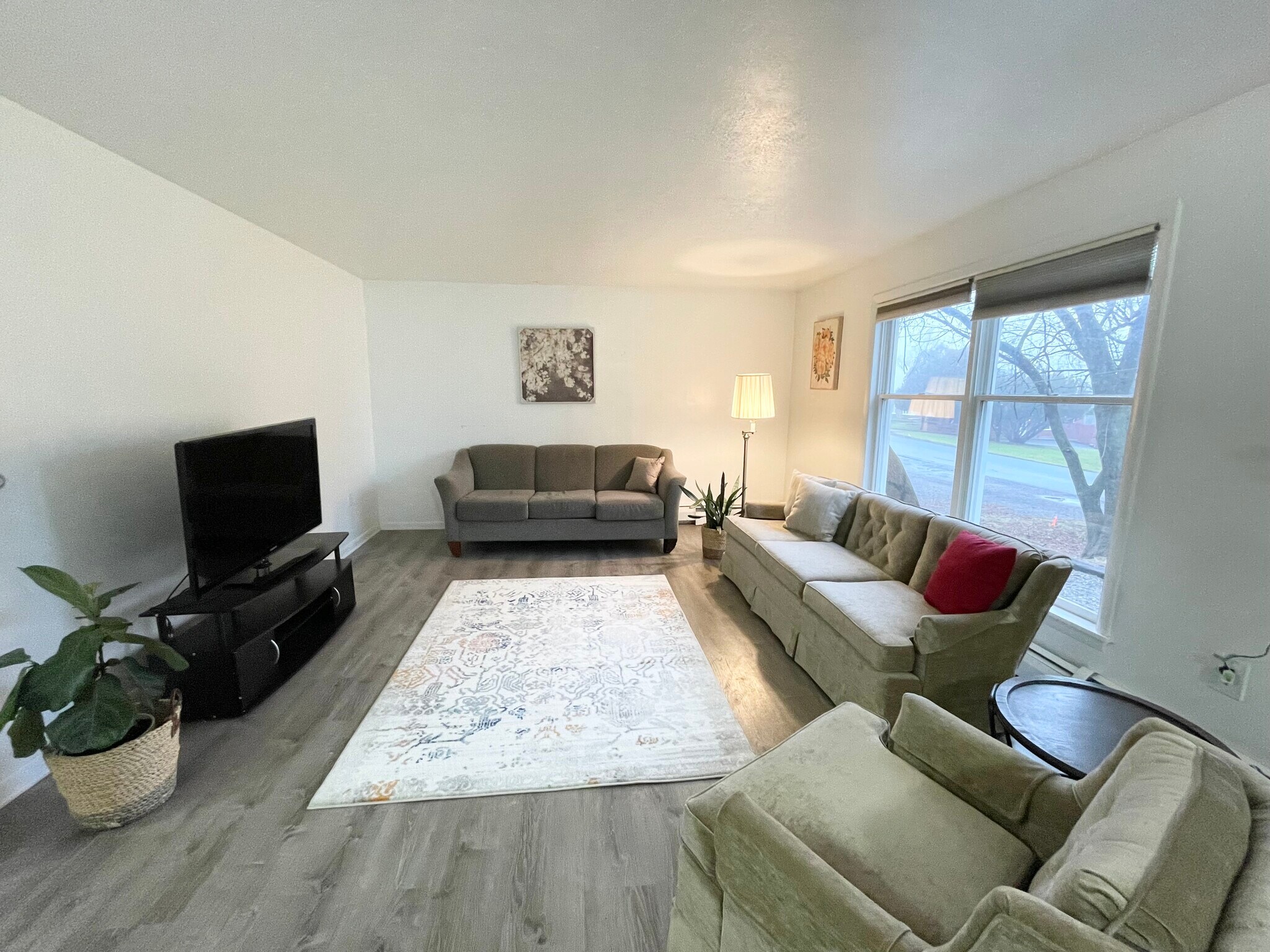 living space - 248 Pennsylvania Ave