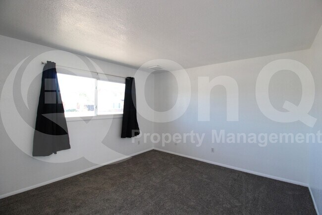 Building Photo - 124 E Minton Dr
