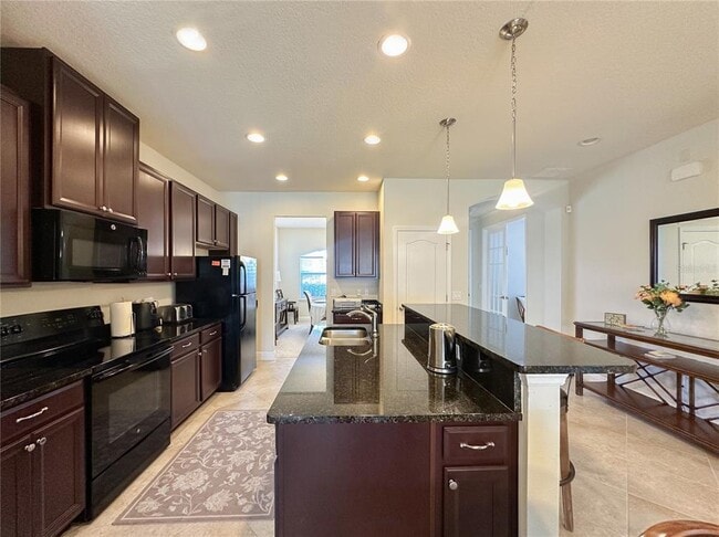 Building Photo - 720 Parkmont Pl