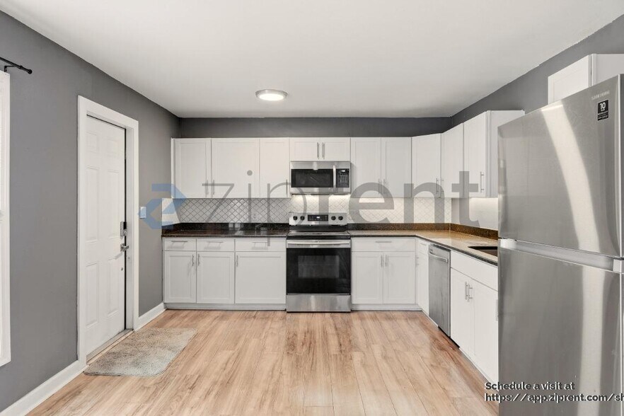 Building Photo - 1612 E Sitka St