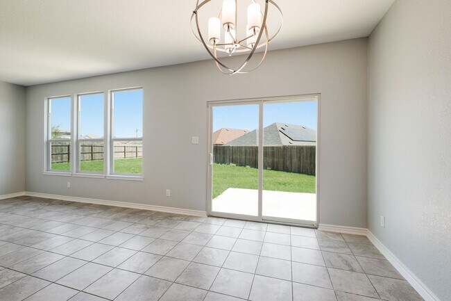 Building Photo - 118 Kyle Cove