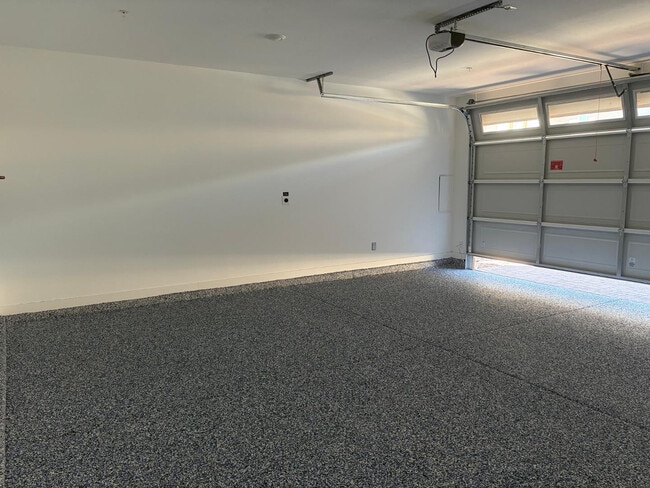 Building Photo - 12011 Calle de Pompas W