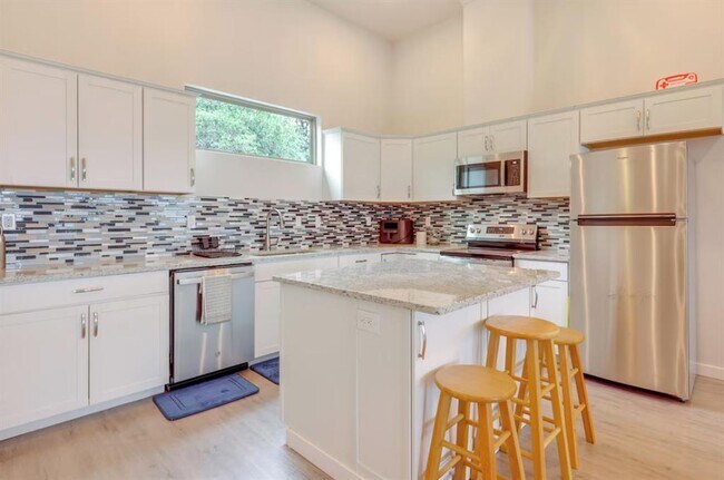 Building Photo - 20629 Adobe Trail