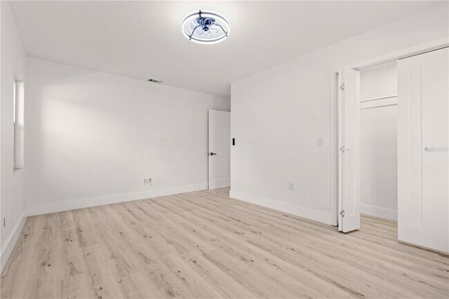 Building Photo - 1369 Pine Brook Dr