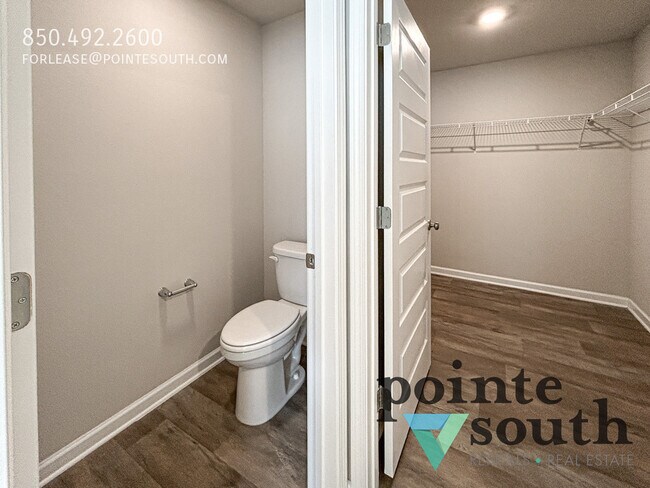 Building Photo - 23216 Shadowridge Dr