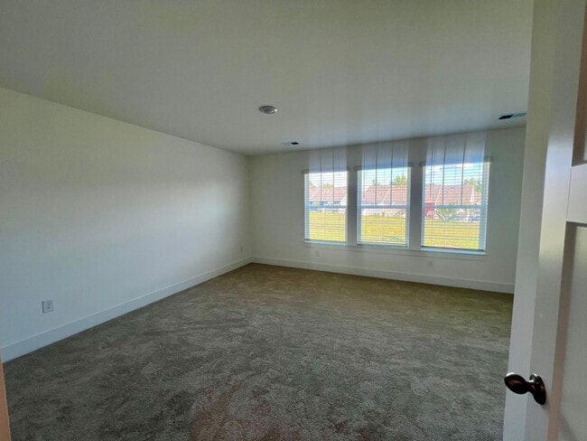 Building Photo - 1242 Cherry Orch Rd