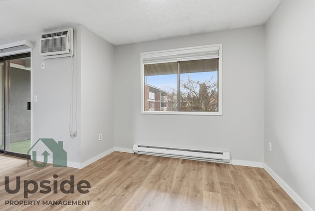 Building Photo - 213 N Felts Rd