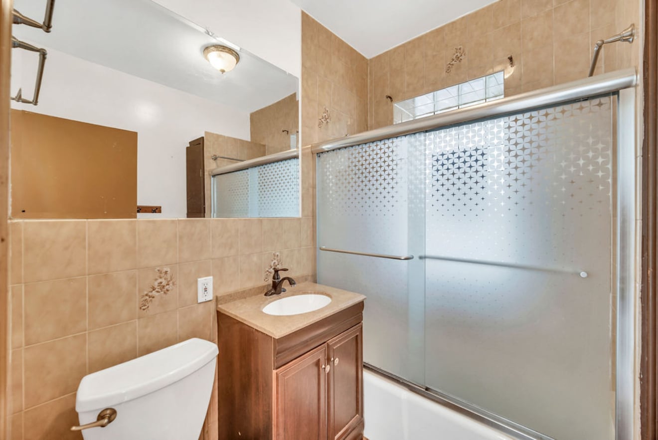 Building Photo - 2258 N Central Ave