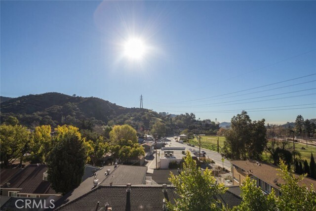 Building Photo - 2940 N Verdugo Rd