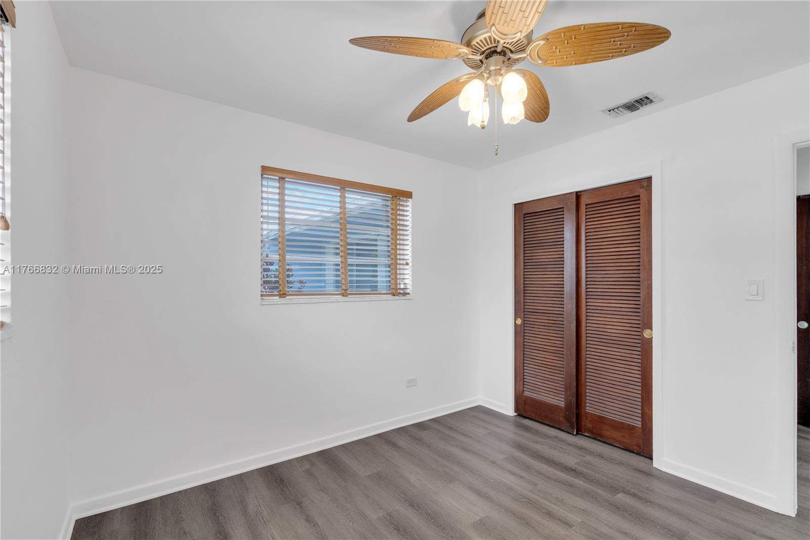 Building Photo - 721 SW 64th Ter