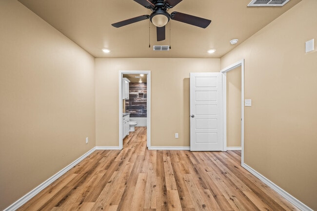 Building Photo - 4008 East F M 1729