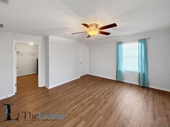 Building Photo - 11174 Savannah Landing Cir