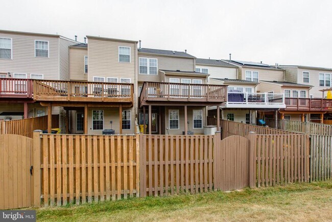 Building Photo - 2542 Piney Pass Way