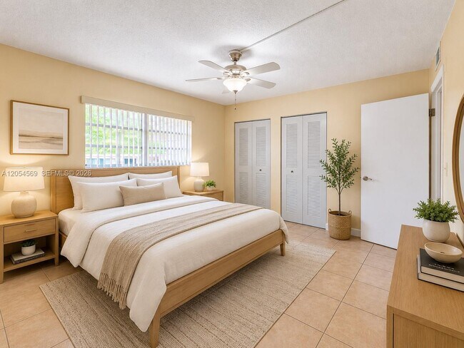 Building Photo - 8650 SW 109th Ave