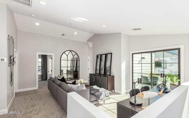 Building Photo - 2604 N 27th St