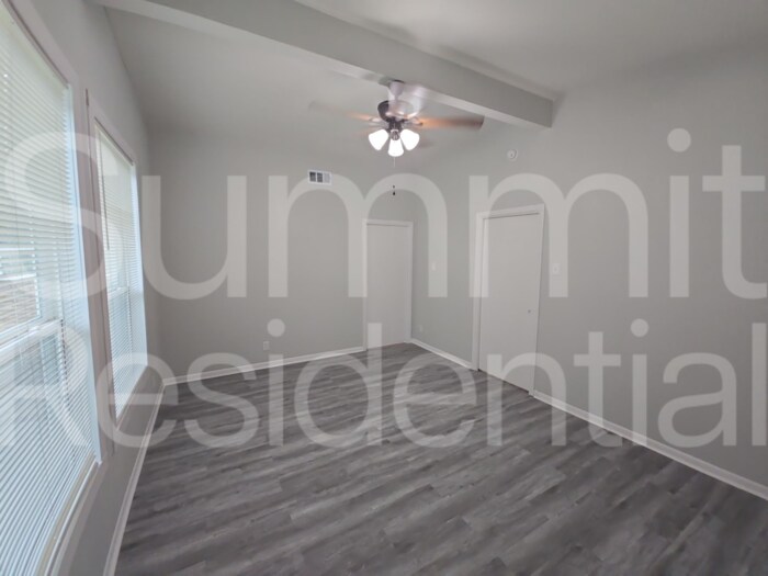 Building Photo - 6813 Hazen St