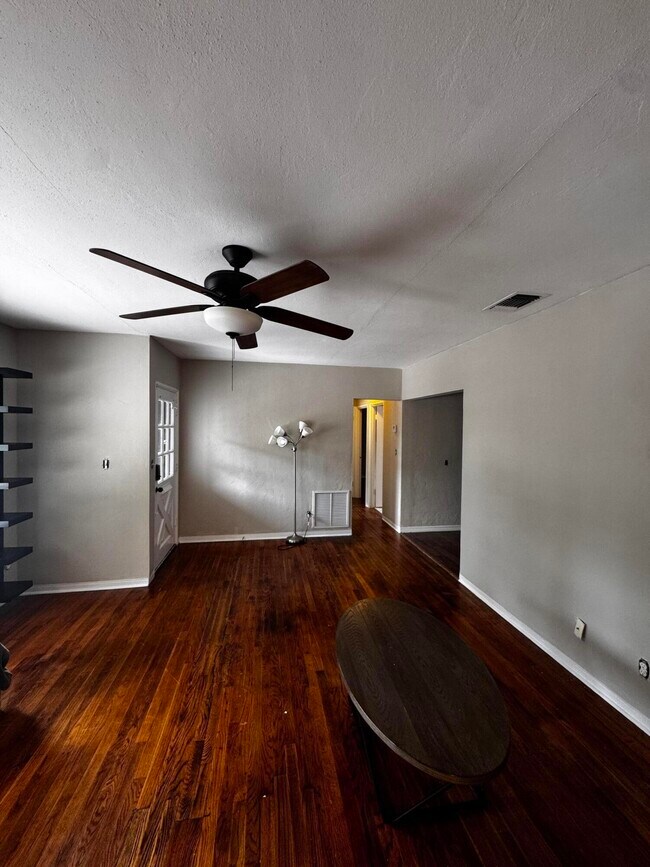 Building Photo - 1609 N K St