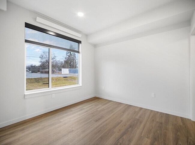 Building Photo - Flats on 4th Apartments