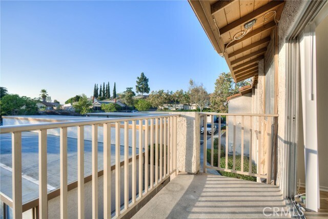 Building Photo - 901 Golden Springs Dr