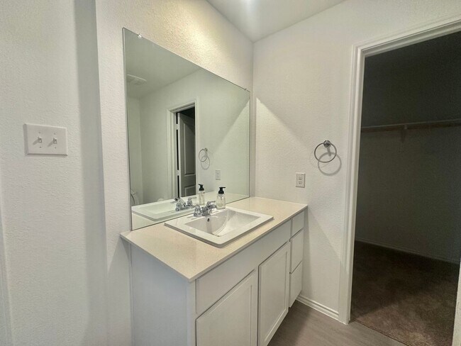 Building Photo - 3 BED 2 BATH NEW BUILD IN JARRELL TX!!!
