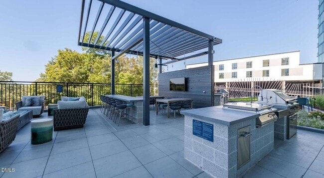 Building Photo - 1020 Hammell Dr