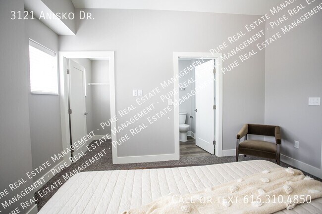 Building Photo - 3121 Anisko Dr