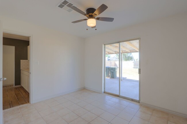 Building Photo - Newly remodeled 4 Bedroom in Casa Grande