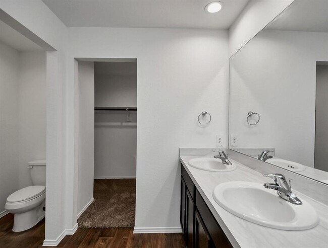 Building Photo - 5119 Dove Hl Ln