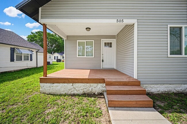 Building Photo - Please View 3D Virtual Walk-Through Before Scheduling a Showing
