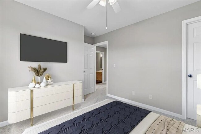 Building Photo - 489 Shade Tree Ln