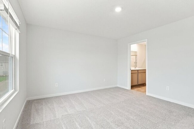 Building Photo - 6305 Marinelli Dr N