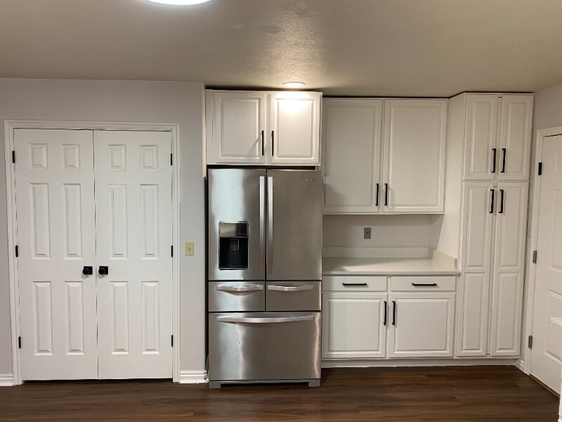 Building Photo - 2265 S Linda Wy