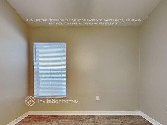 Building Photo - 1151 Sophia Blvd