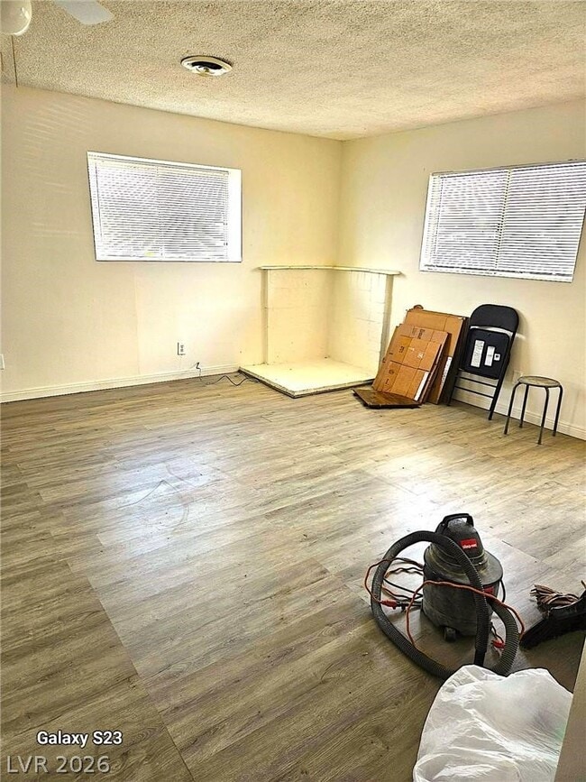 Building Photo - 4361 Laute Dr