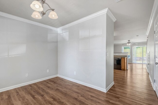 Building Photo - Beautiful Townhome in Antioch