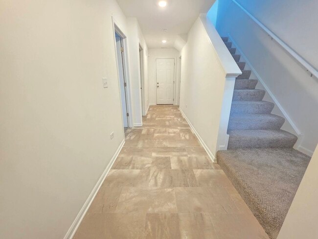 Building Photo - 4219 Chelsea Mnr Cir