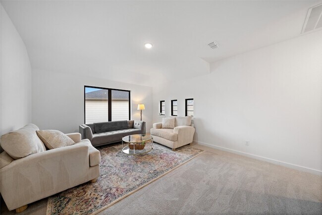 Building Photo - 8207 Boundary Waters Dr