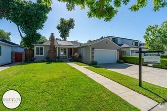 Building Photo - Stunning 3 Bed / 2 Bath Home | Attached Ga...