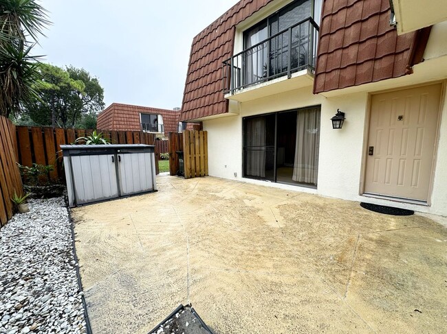 Building Photo - 3103 Spanish Wells Dr